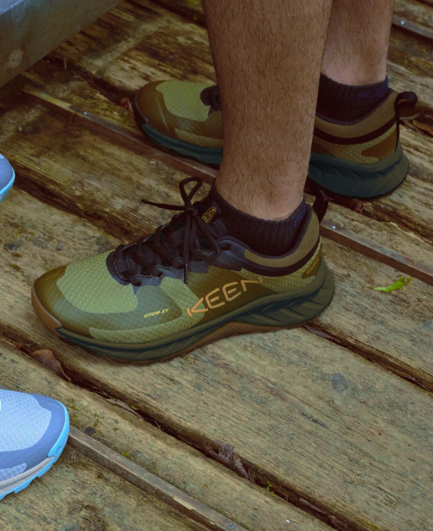 Men's Versacore Waterproof Shoe  |  Dark Olive/Antique Moss - Image 8