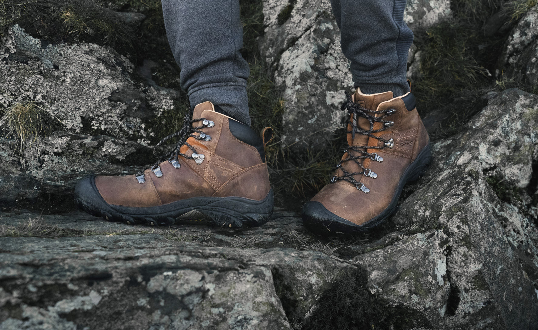 Men's Pyrenees Waterproof Hiking Boot | Syrup - Image 9